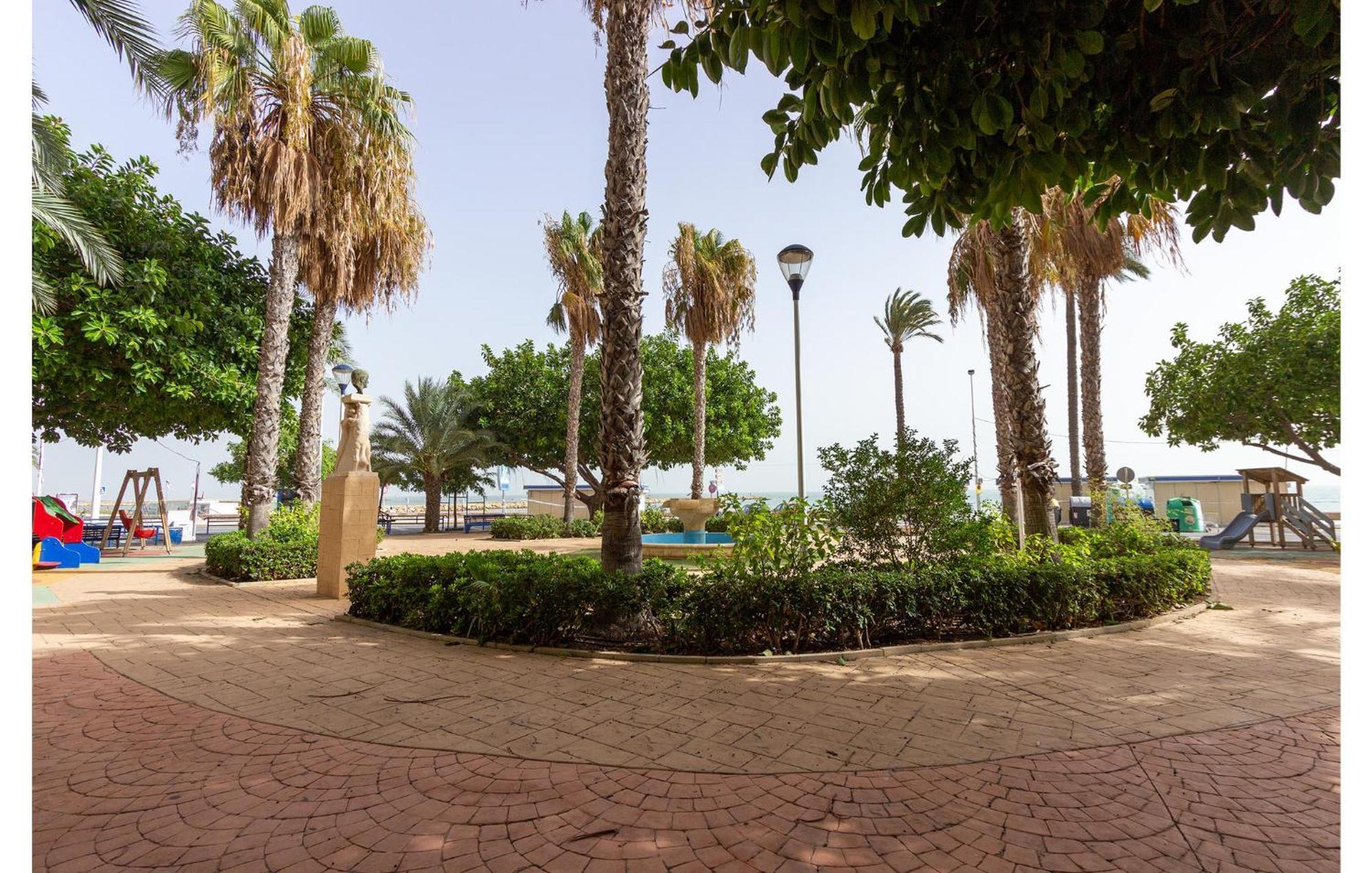Lovely Apartment In Santa Pola With Kitchen Exterior foto
